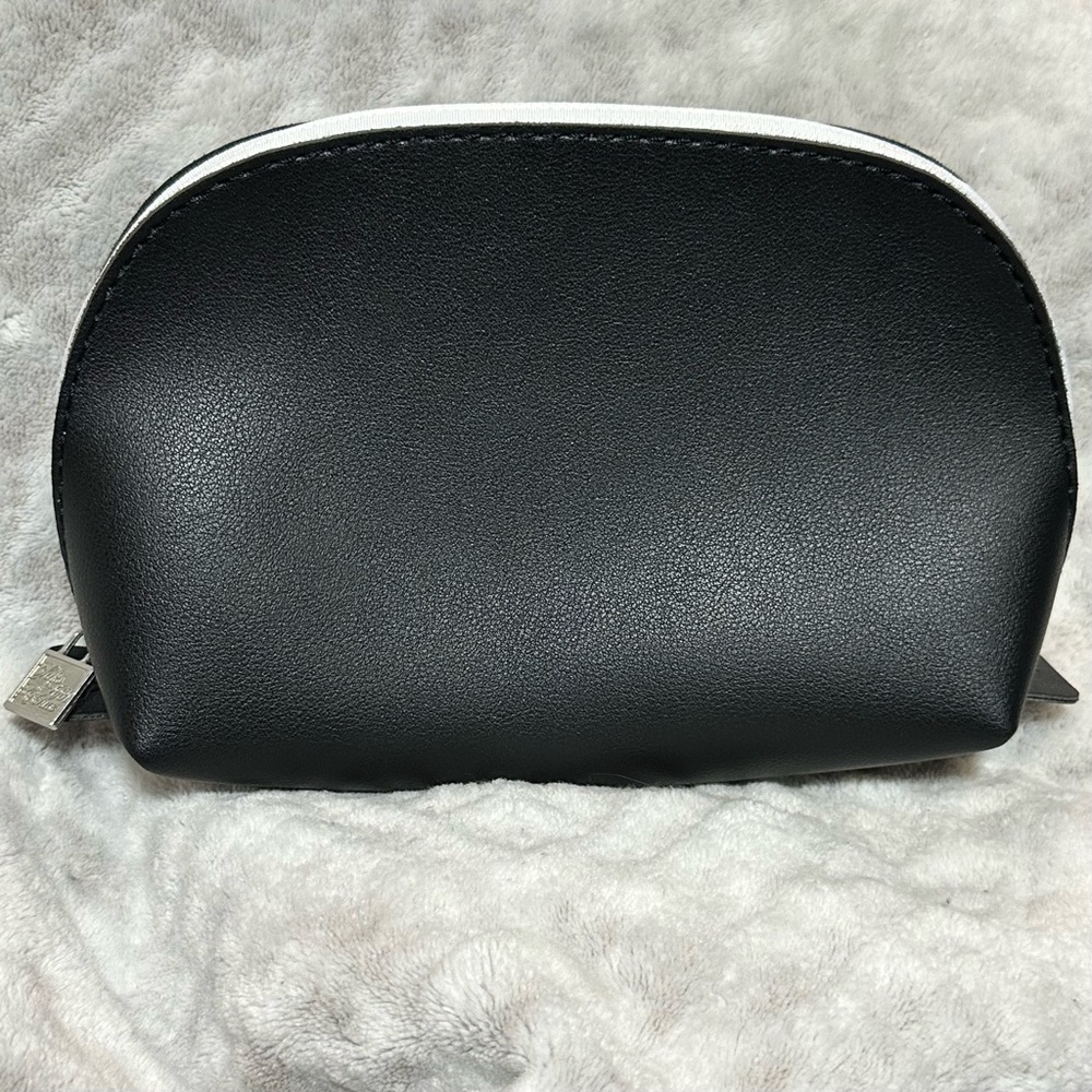 Saks Fifth Avenue Polaris Amenity Zip Makeup Toiletry Pouch exclusively UNITED